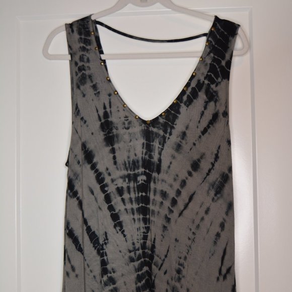 Rock and Republic Tank - Picture 2 of 3